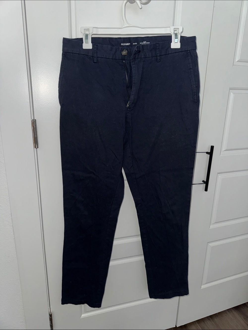 Men’s Old Navy Slim Rotation Chino, Navy - size 31x32